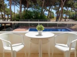 Trill Mirasol B estudio 1a linea mar, khách sạn ở L'Estartit