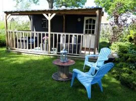 Tinyhouse NATUURHUISJE met veranda Bij de Molen tussen Alkmaar en Hoorn