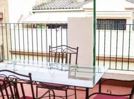 Comfortable apartment in Seville with stunning balcony!