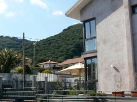 Etna Holiday Home, hotel u gradu 'Nicolosi'