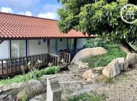 Eighteen21 Houses - Secluded Charm Cottage in Quinta Velha