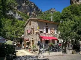 Le Moulin De La Pipe - Logis Hotel Restaurant