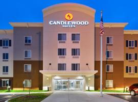 Candlewood Suites Louisville - NE Downtown Area, an IHG Hotel, hotel cerca de Parque Cherokee, Louisville