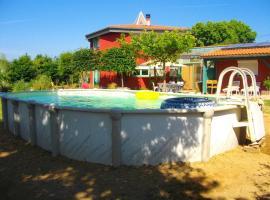 Villa d'une chambre avec piscine privee jardin amenage et wifi a Estibeaux, hotel Estibeaux városában
