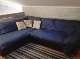 4 bedrooms appartement with balcony and wifi at Sambruson – hotel w mieście Sambruson