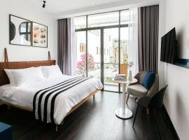 Central Studios at Ben Thanh Market by CIRCADIAN