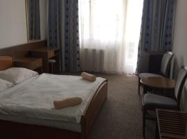 Piramis Hotel – hotel w mieście Gárdony