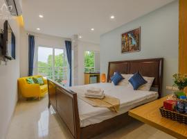 The Lakeview - West Lake Lotus Apartments, hotel in Tay Ho, Hanoi