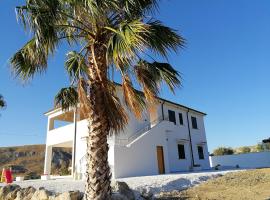 One bedroom apartement with sea view and furnished garden at Montallegro 2 km away from the beach, lejlighed i Montallegro