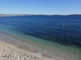 Bel Appartement accès direct mer; L'Almanarre, HYERES