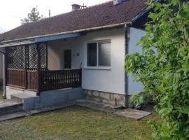 Vikendica Iva, cottage in Perućac