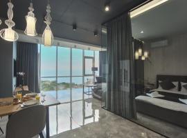 Gagarin Plaza Luxury Sea View Apartments, hotell Odessas huviväärsuse Ibiza Beach Club lähedal