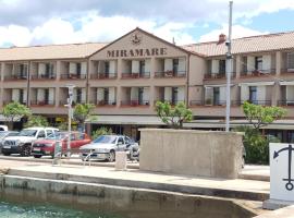 Hotel Miramare, hotell sihtkohas Njivice