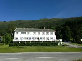 Eidsvåg Fjordhotell