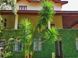 56 Villa Victoria Golf Country Resort Kandy Sri Lanka, hotel in Kandy