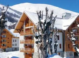 Studio avec balcon amenage a Valloire a 1 km des pistes