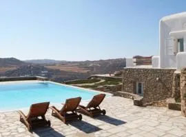 Villa Super Three in Super Paradise