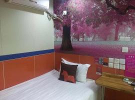 JUN Hotels Jinan Tianqiao District Railway Station Square, hotel v destinaci Ťi-nan