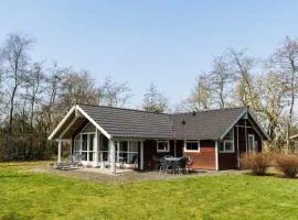 7 person holiday home in Oksbøl