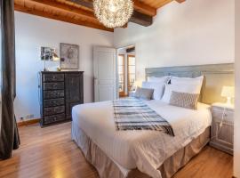 La Cour St-Fulrad - Les Suites, B&B di Saint-Hippolyte