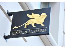 Hotel De La Treille, хотел в Лил