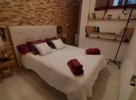 Dos Casitas, Dos Calles, - Loft de la Morena o Estudio JR