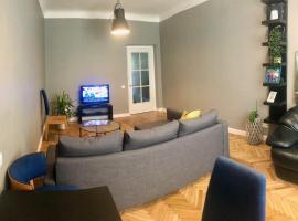 New comfortable apartment nearby promenade in 5 minutes from Old town of Riga., хотел близо до Riga Passenger Terminal, Рига