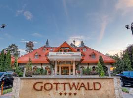 Hotel Gottwald, hotel Tatán
