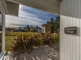 Snowcano Cottage - Rangataua Holiday Home