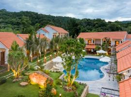 Bungalow Sáng Tươi Mountains, guest house in Phu Quoc