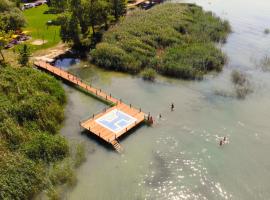 Holiday Resorts - Balatonszárszó - hostAID, hotel v destinaci Balatonszárszó
