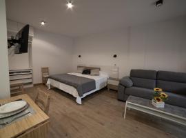 Loft en Zarauz con parking Hator 1, hotel a Zarautz