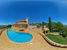 4 bedrooms house with sea view private pool and enclosed garden at Loule