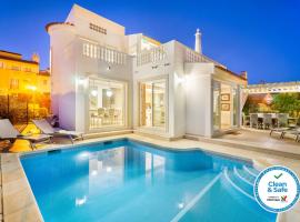 WHome | Prime Hideaway Luxury Villa, ξενοδοχείο σε Quarteira