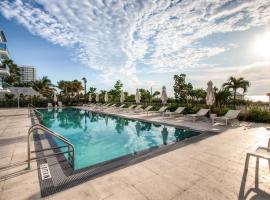 Global Luxury Suites at Monte Carlo, viešbutis mieste Majami Bičas