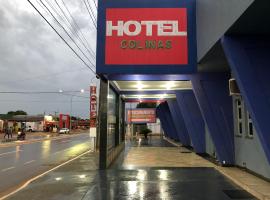 Hotel Colinas: Várzea Grande'de bir havuzlu otel