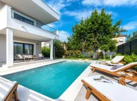 Villa Auni Grey - Heated Pool - Rooftop - Seaview - Beach