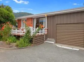 The Picton Family Retreat - Picton Unit