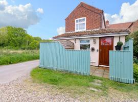 2 Lock Cottages, rumah percutian di Honing