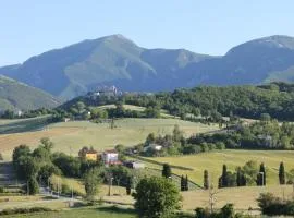 MANSARDA VITI - Sguardo su Frontone -