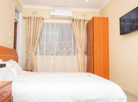 Travelodge, hotel with parking in Blantyre