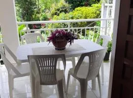 Appartement de 2 chambres avec terrasse amenagee et wifi a Sainte Marie a 6 km de la plage