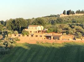 Casale Vincenzo Country House، فندق مع موقف سيارات في Collecorvino