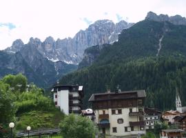 Appartamenti Katinanna, hotel em Alleghe