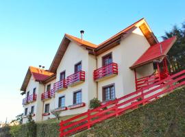 Pousada AlpenRose, hotel in Campos do Jordão