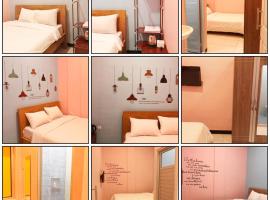 RoomZ Budget Residence, hotel cerca de Aeropuerto Internacional Ahmad Yani - SRG, Semarang