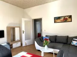 Pirna/Dohna, 2 R.-Wohnung in Mehrfamilienhaus