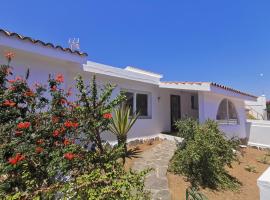 Martha`s Holiday Home, vila di Telde