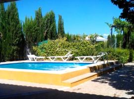 3 bedrooms villa with private pool enclosed garden and wifi at Chimeneas, Ferienunterkunft in Chimeneas