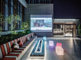 Oinn Hotel & Hostel Tainan, hotel in Tainan